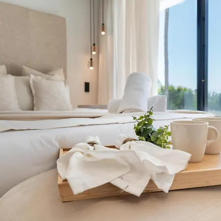 Luxury 5 Bed - Heated Pool ماربيا