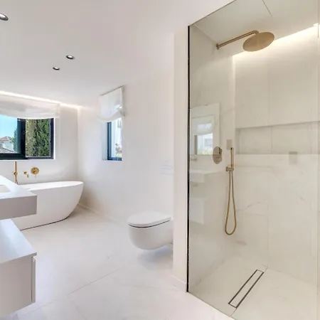 فيلة Luxury 5 Bed - Heated Pool