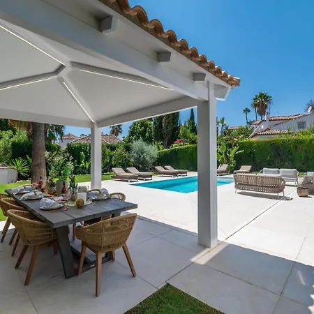 Villa Luxury 5 Bed - Heated Pool Marbella